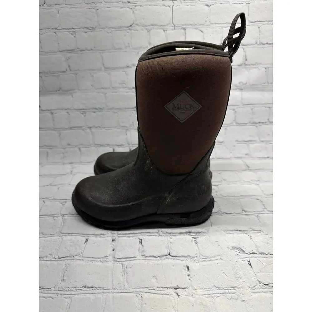 Boys Muck Boots Size 1